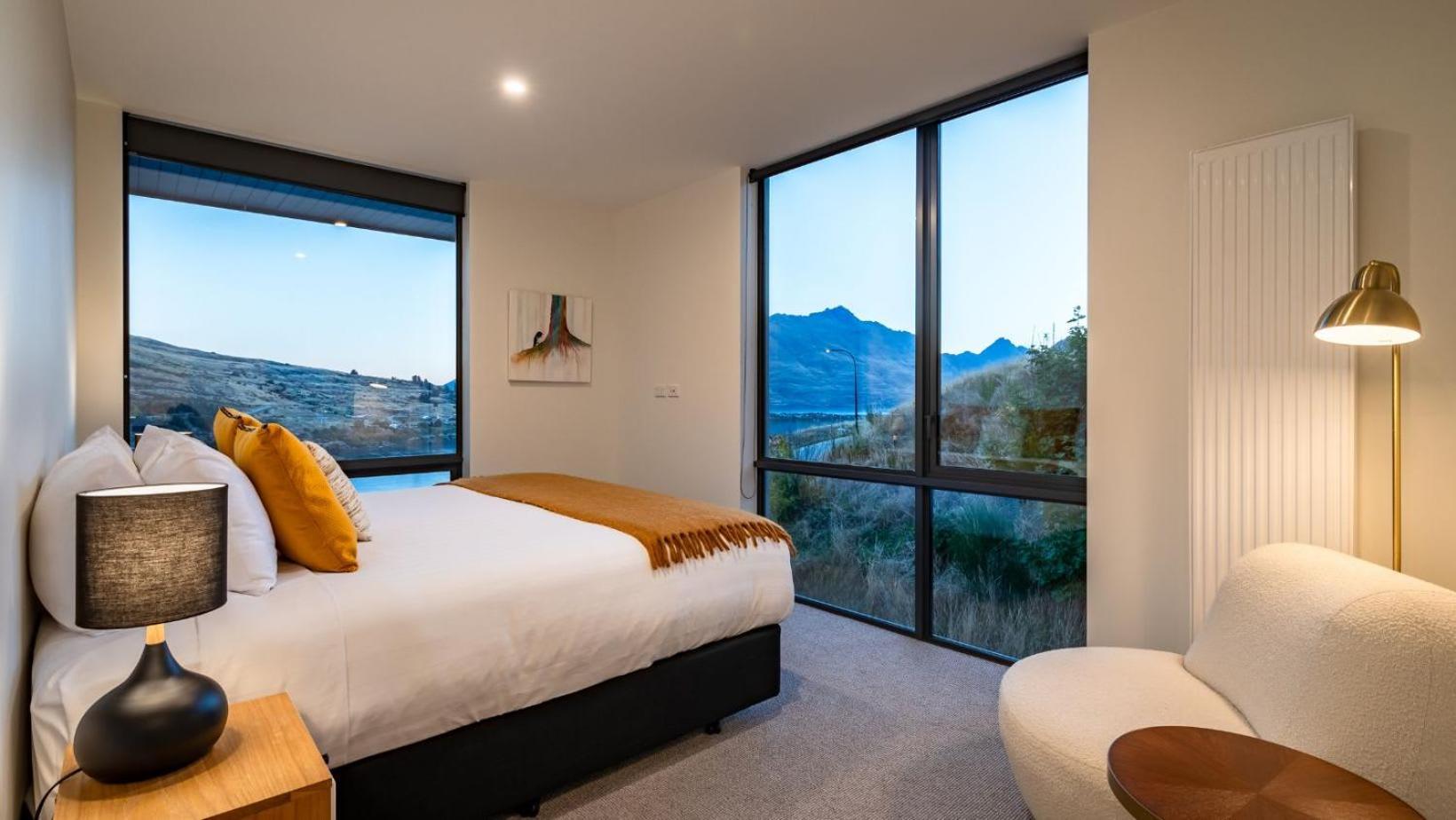 Villa The Tiers- Hot Tub- Ac- Bbq- Free Parking Queenstown Exterior foto